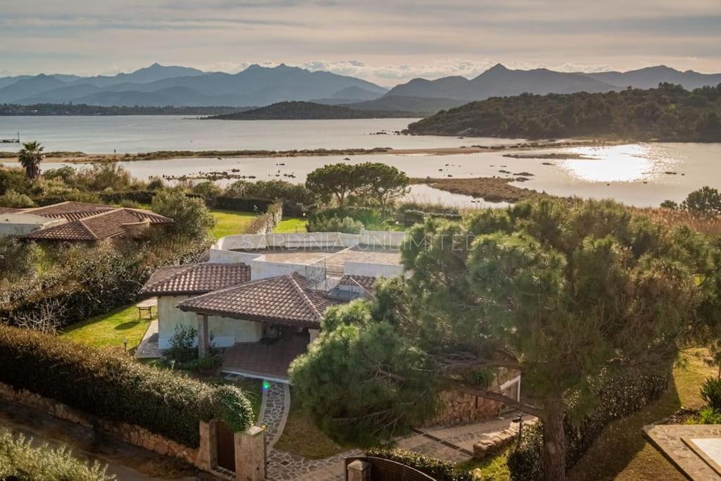 Villa Domus Ardea Capo Coda Cavallo Bagian luar foto